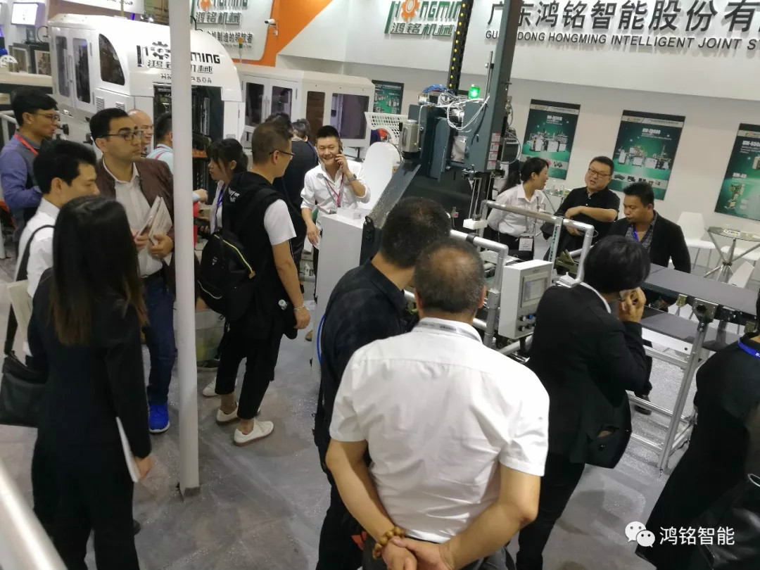 1523671404257272.jpg 鸿铭|全自动制盒机|天地盖成型机|全自动礼品盒机|-鸿铭机械