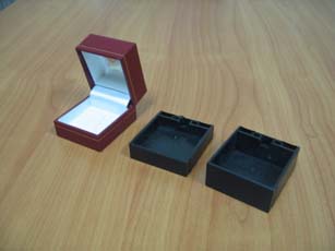 1534403741473998.jpg 鸿铭|全自动制盒机|天地盖成型机|全自动礼品盒机|-鸿铭机械