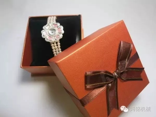 鸿铭天地盖礼盒 鸿铭天地盖礼盒